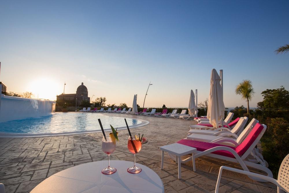 Sentido Michelizia Tropea Resort المظهر الخارجي الصورة