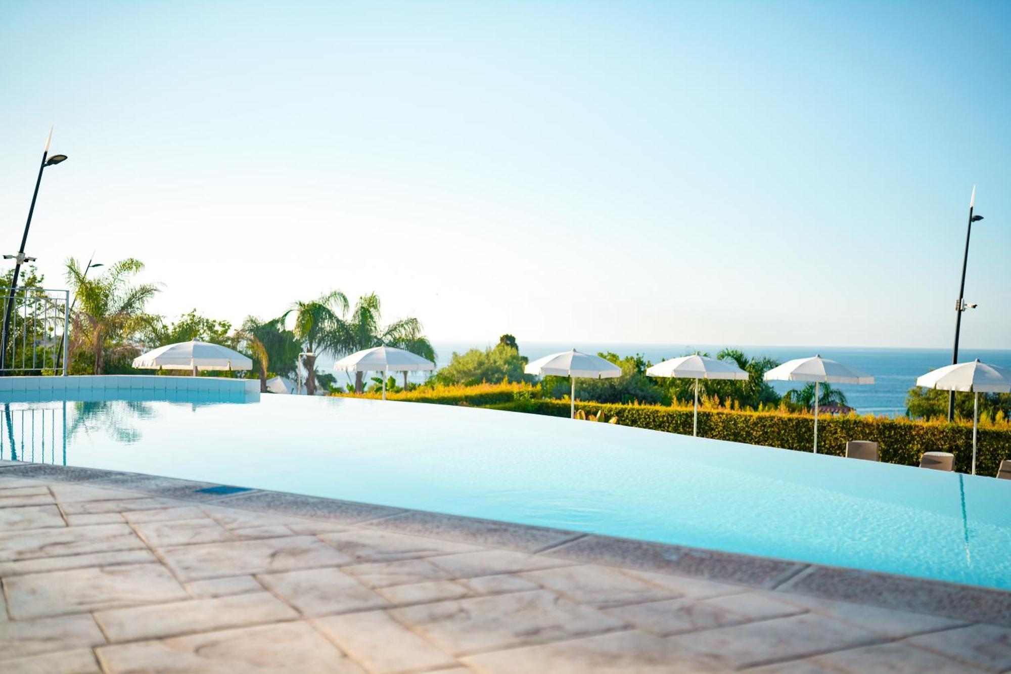 Sentido Michelizia Tropea Resort المظهر الخارجي الصورة