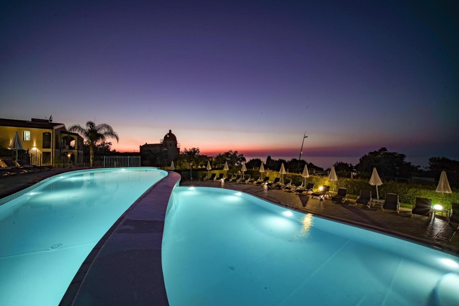 Sentido Michelizia Tropea Resort المظهر الخارجي الصورة